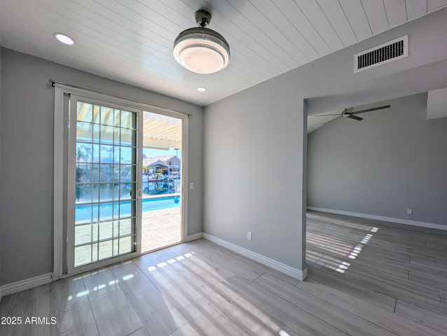 1337 W WINDRIFT Way, Gilbert, AZ 85233