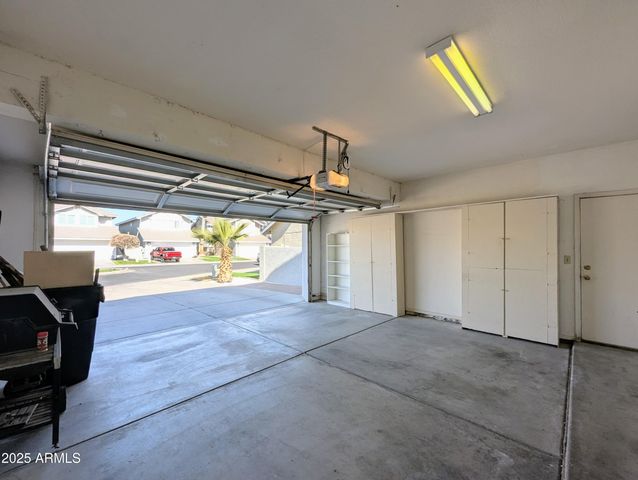 1337 W WINDRIFT Way, Gilbert, AZ 85233