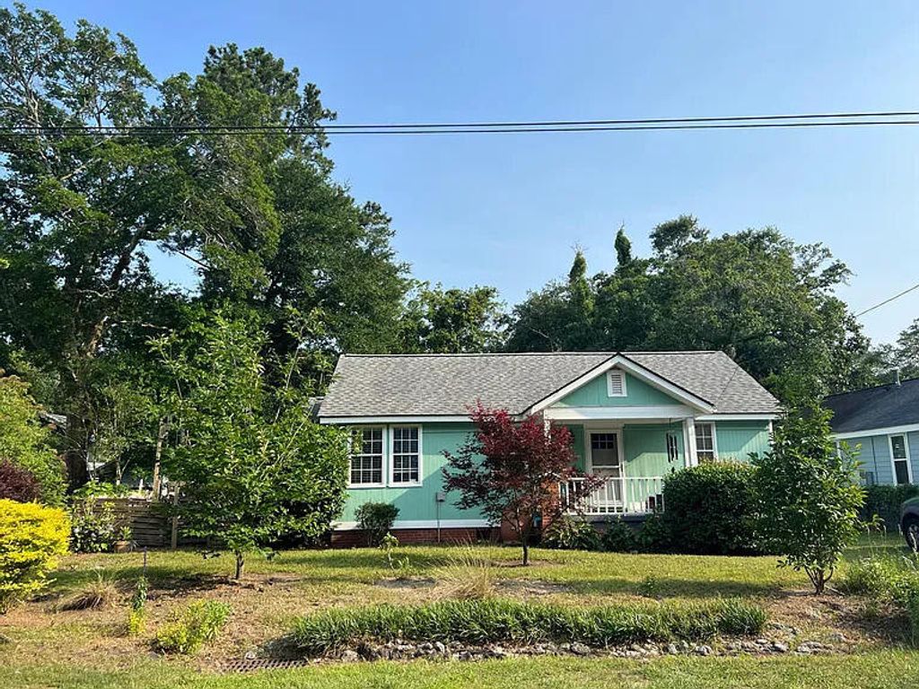 2061 Medway Road, Charleston, SC 29412