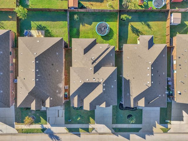 10808 Blaze Street, Aubrey, TX 76227