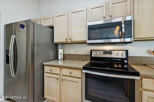 881 BUCKEYE Lane W, Jacksonville, FL 32259