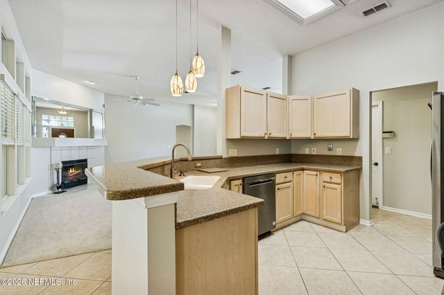 881 BUCKEYE Lane W, Jacksonville, FL 32259