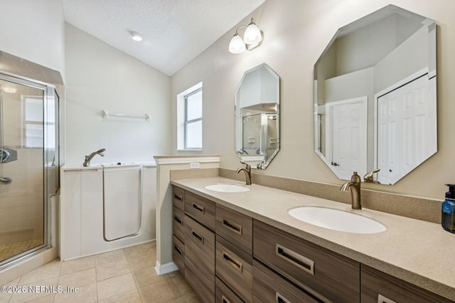 881 BUCKEYE Lane W, Jacksonville, FL 32259