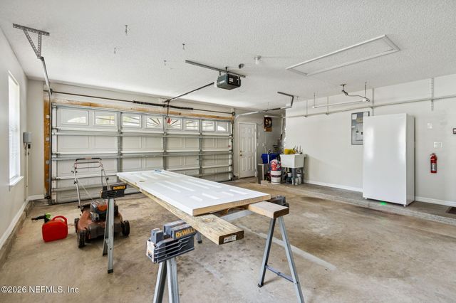 881 BUCKEYE Lane W, Jacksonville, FL 32259