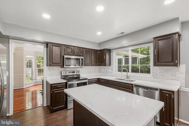 2985 MARSH HAWK DR, Waldorf, MD 20603