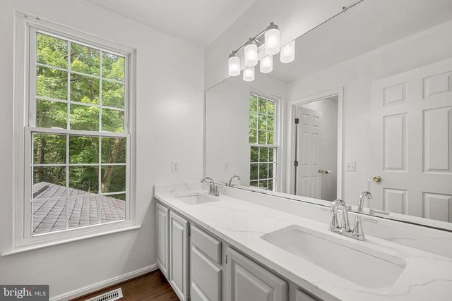 2985 MARSH HAWK DR, Waldorf, MD 20603