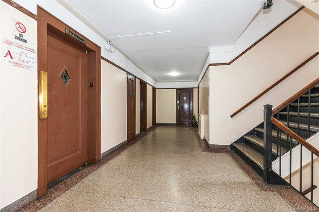 83-06 Vietor Avenue 4R, Elmhurst, NY 11373