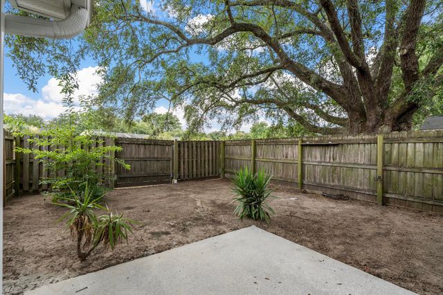 1262 Apex Lane, Charleston, SC 29412