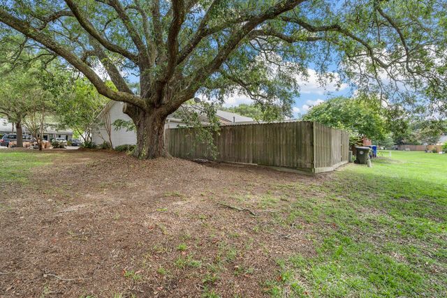 1262 Apex Lane, Charleston, SC 29412