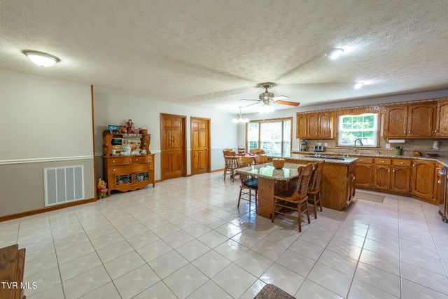 234 Olinger Drive, Kingsport, TN 37660