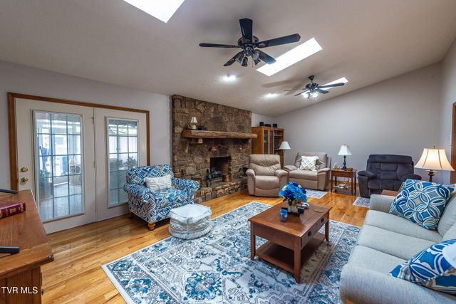 234 Olinger Drive, Kingsport, TN 37660