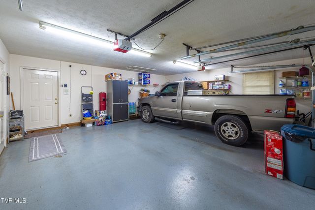 234 Olinger Drive, Kingsport, TN 37660