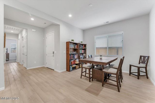 2285 Jagged Peak Lane, Sparks, NV 89436