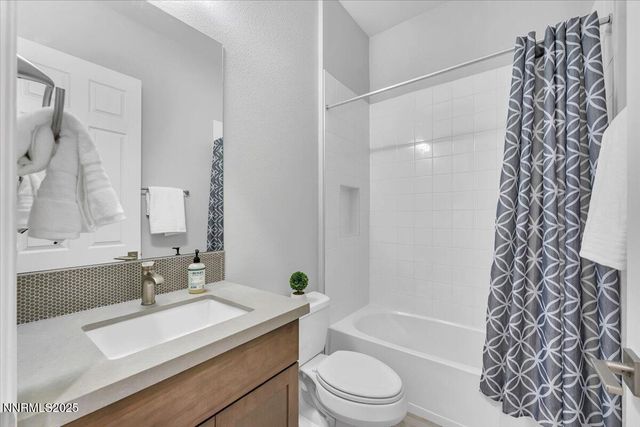 2285 Jagged Peak Lane, Sparks, NV 89436