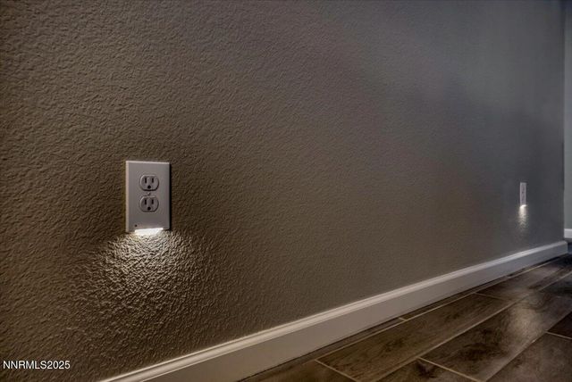 2285 Jagged Peak Lane, Sparks, NV 89436