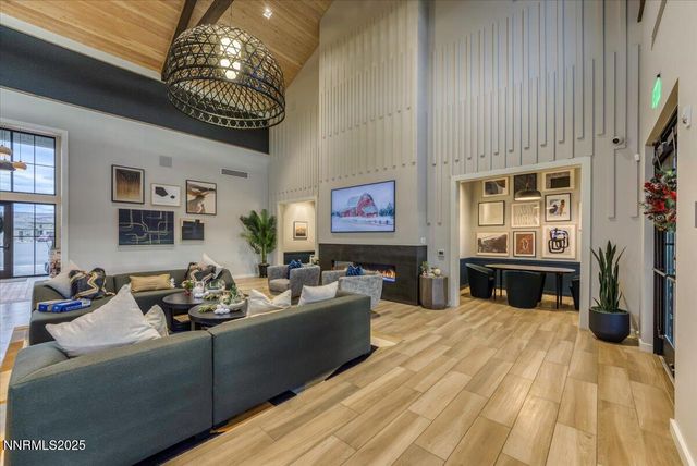 2285 Jagged Peak Lane, Sparks, NV 89436