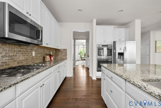5812 Swift Fox Dr, Moseley, VA 23120