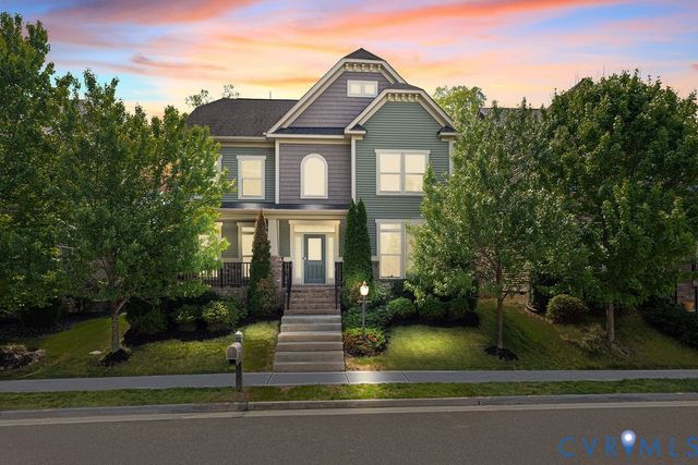 5812 Swift Fox Dr, Moseley, VA 23120