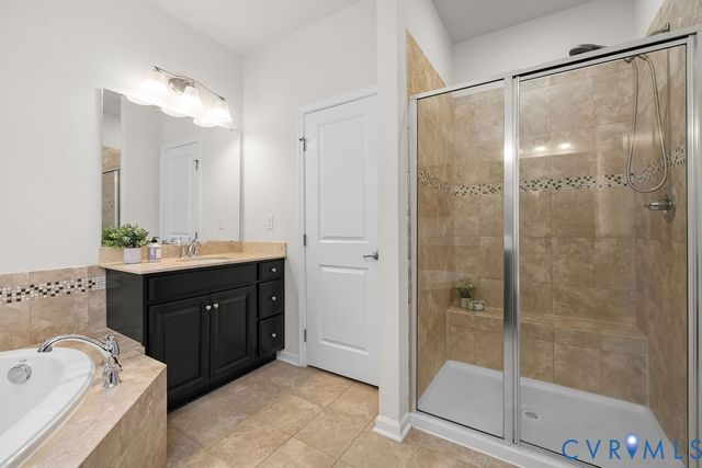5812 Swift Fox Dr, Moseley, VA 23120