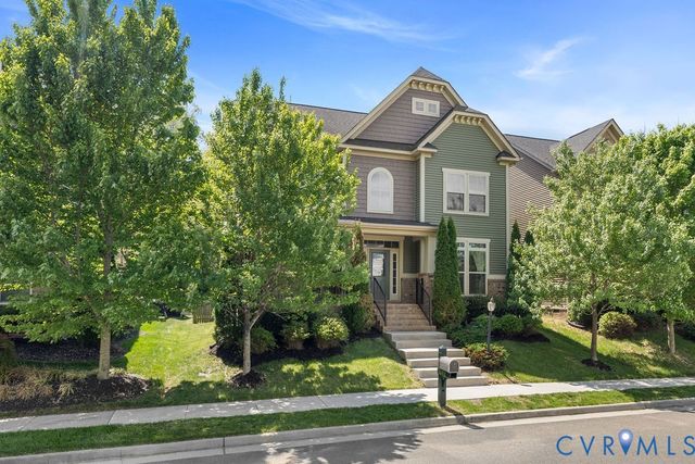 5812 Swift Fox Dr, Moseley, VA 23120