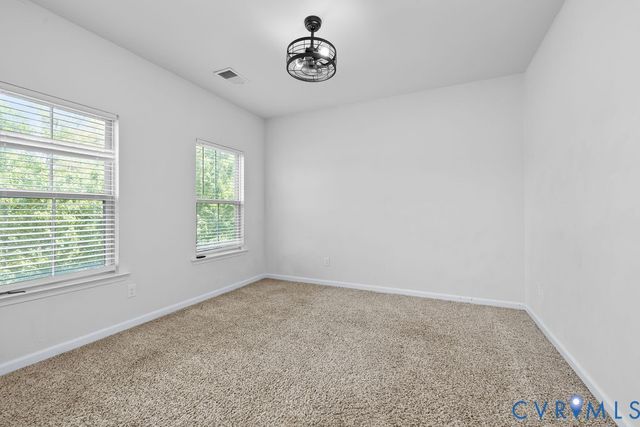 5812 Swift Fox Dr, Moseley, VA 23120