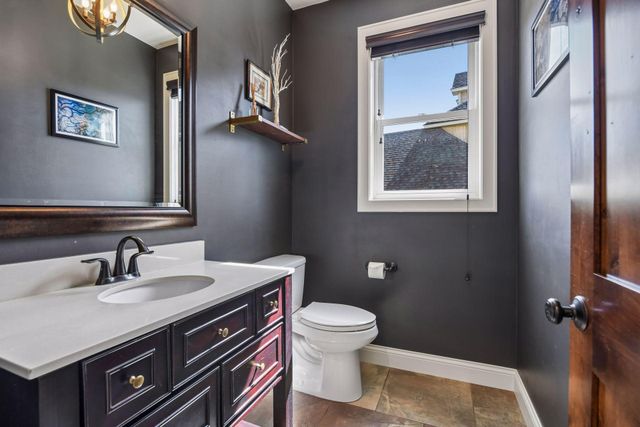 5990 Black Oaks Lane N, Plymouth, MN 55446