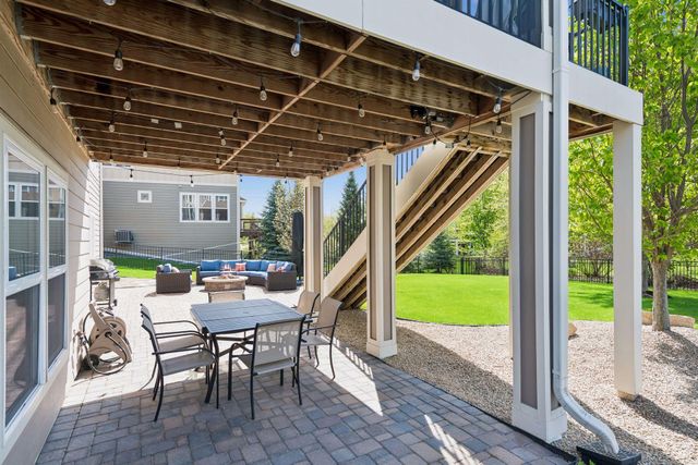 5990 Black Oaks Lane N, Plymouth, MN 55446
