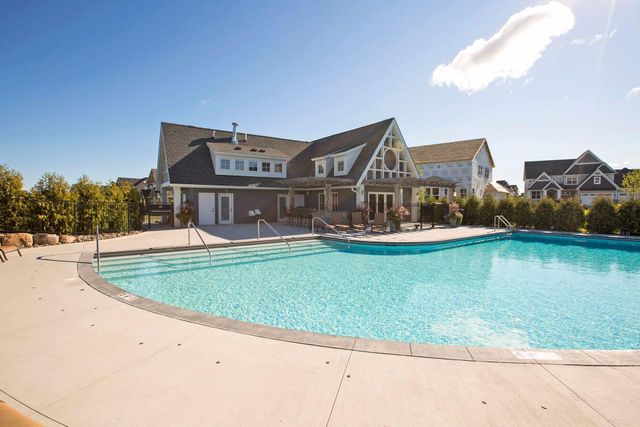 5990 Black Oaks Lane N, Plymouth, MN 55446
