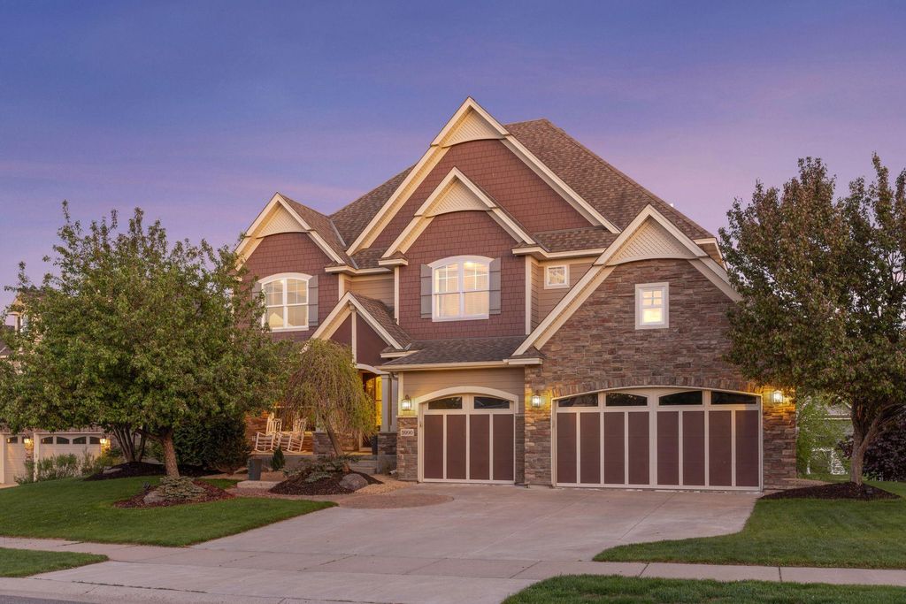 5990 Black Oaks Lane N, Plymouth, MN 55446