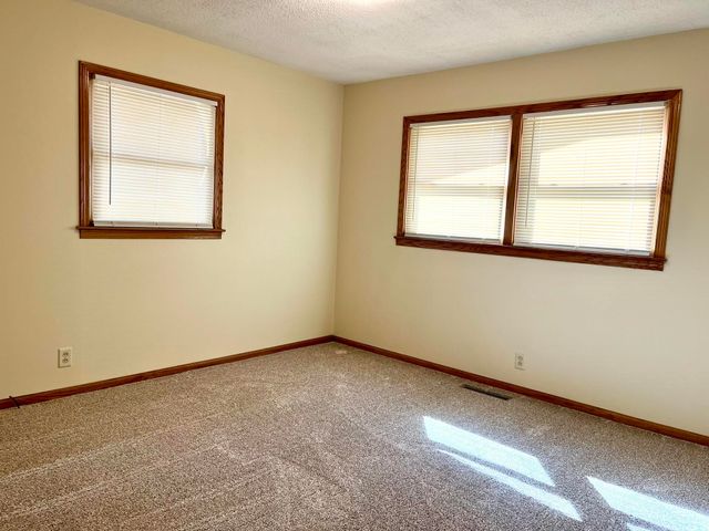 3402 S Hiram, Wichita, KS 67217