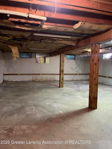 13708 Oneida Road, Grand Ledge, MI 48837
