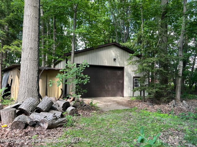 13708 Oneida Road, Grand Ledge, MI 48837