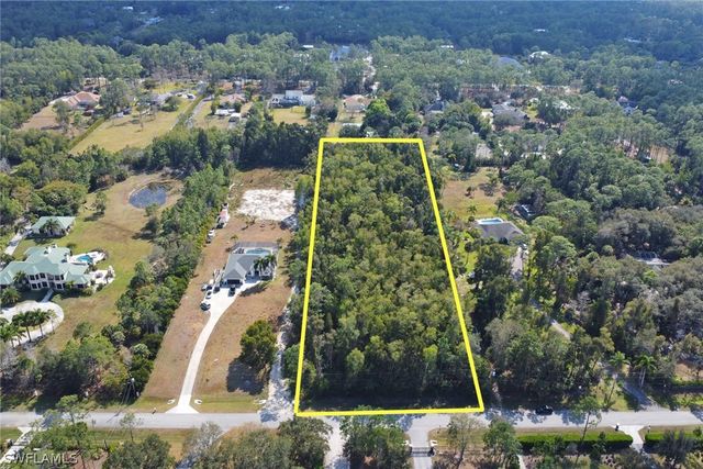 Spanish Oaks LN, Naples, FL 34119