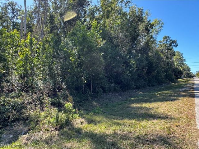 Spanish Oaks LN, Naples, FL 34119