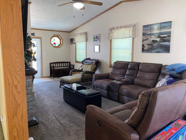 27 Stacey Avenue, Seabrook, NH 03874