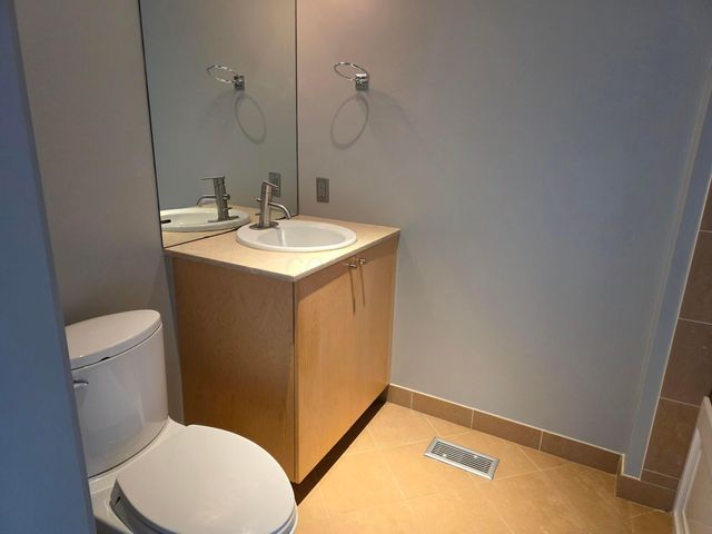 448 W Nationwide Boulevard, 421, Columbus, OH 43215