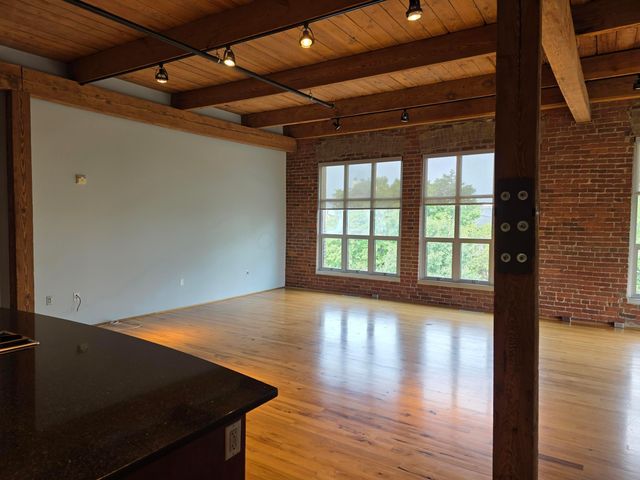 448 W Nationwide Boulevard, 421, Columbus, OH 43215