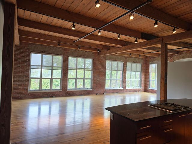 448 W Nationwide Boulevard, 421, Columbus, OH 43215
