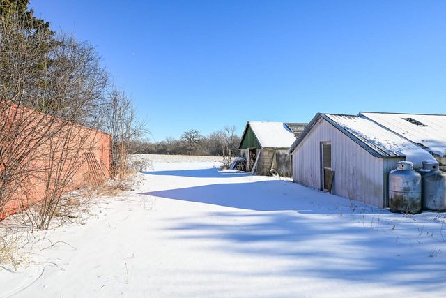10525 W Loomis ROAD, Franklin, WI 53132