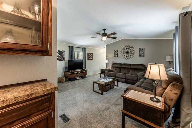 1220 Fm 222 Loop N, Coldspring, TX 77331