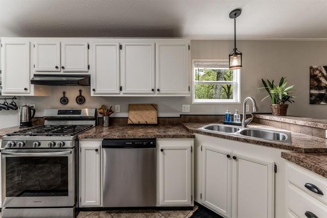 1220 Fm 222 Loop N, Coldspring, TX 77331