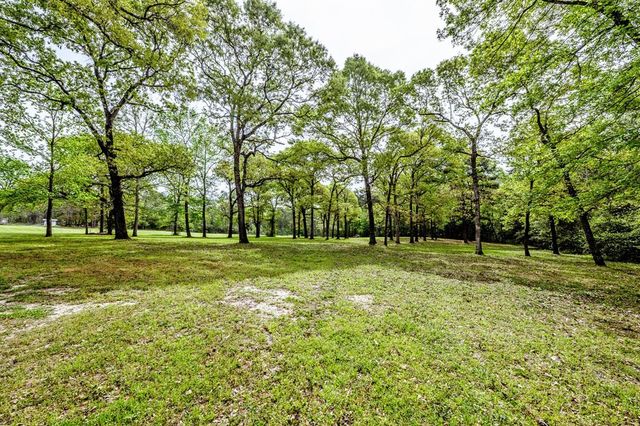 1220 Fm 222 Loop N, Coldspring, TX 77331