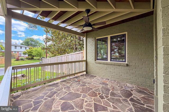 9715 DE PAUL DR, Bethesda, MD 20817