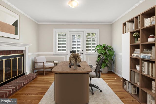 9715 DE PAUL DR, Bethesda, MD 20817