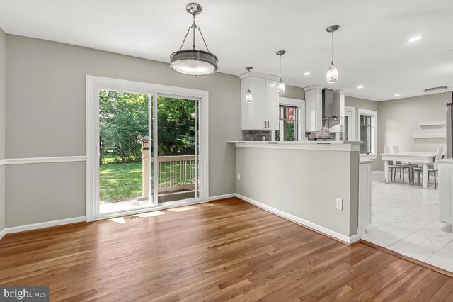 9715 DE PAUL DR, Bethesda, MD 20817