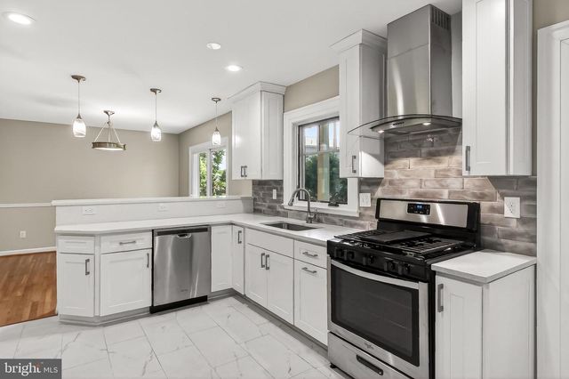9715 DE PAUL DR, Bethesda, MD 20817