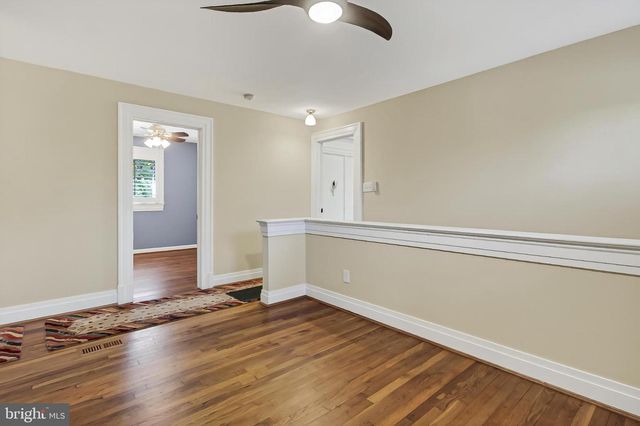 9715 DE PAUL DR, Bethesda, MD 20817