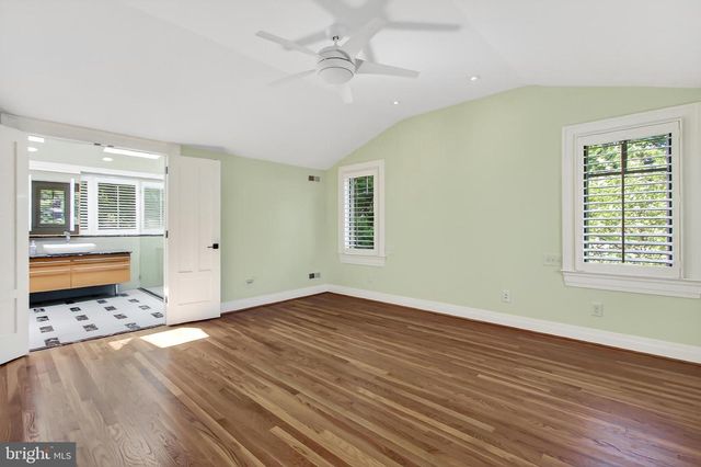 9715 DE PAUL DR, Bethesda, MD 20817
