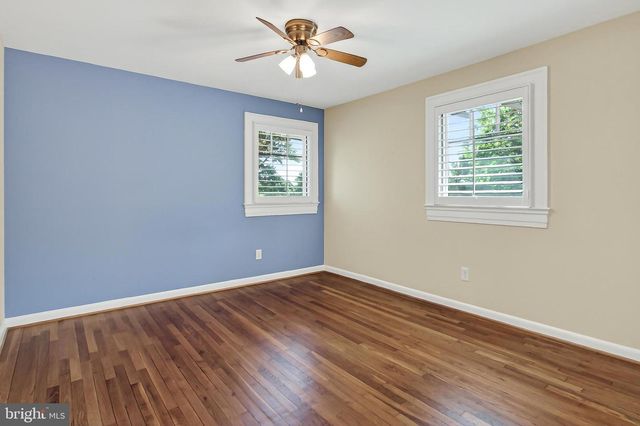 9715 DE PAUL DR, Bethesda, MD 20817