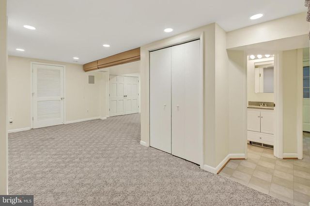 9715 DE PAUL DR, Bethesda, MD 20817